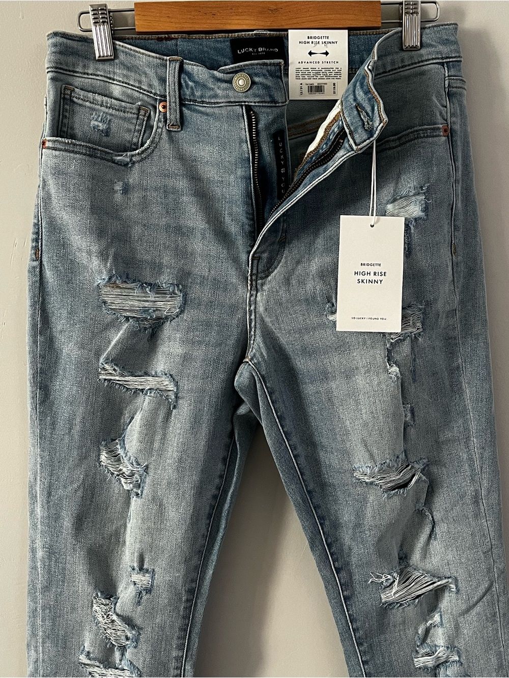 LUCKY BRAND Light-wash, Ripped "Bridgette" High-rise Skinny Jeans (NWT) - Picture 2 of 6